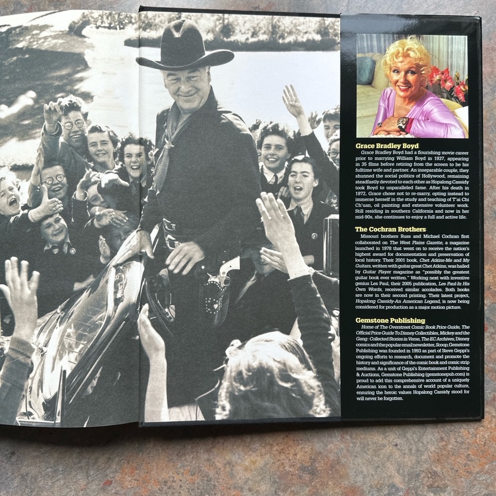 Hopalong Cassidy: An American Legend Hardcover – October 7, 2008 - Picture 6 of 6